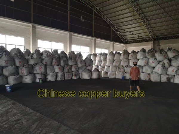 Transport to storage of copper concentrates in China